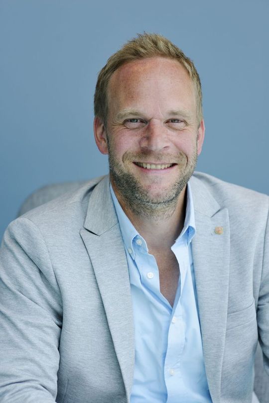 Daniel Neuhaus ist CEO und Co-Founder der emetriq GmbH. Daniel Neuhaus ist CEO und Co-Founder der emetriq GmbH.