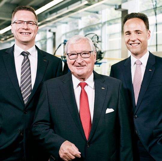 Die Geschäftsführung (v. li.): Carsten Ringelmann, Peter Kruft, Guido Grandi. Die Geschäftsführung (v. li.): Carsten Ringelmann, Peter Kruft, Guido Grandi.