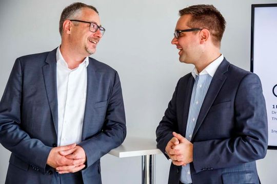 Schatzsuche im Zeitalter der Digitalisierung: Data Governance-Experten wie Pascal Tschachtli (links) und Thomas Göbel (rechts) arbeiten daran, den Datenschatz eines Unternehmens zu heben. Schatzsuche im Zeitalter der Digitalisierung: Data Governance-Experten wie Pascal Tschachtli (links) und Thomas Göbel (rechts) arbeiten daran, den Datenschatz eines Unternehmens zu heben.