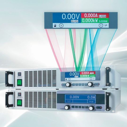 Mit dem neuen farbigen 5,2“-Display lassen sich die aktuellen Werte sowie die Sollwerte der Power Supply EA PS 9000 auf einen Blick ablesen. Mit dem neuen farbigen 5,2“-Display lassen sich die aktuellen Werte sowie die Sollwerte der Power Supply EA PS 9000 auf einen Blick ablesen.