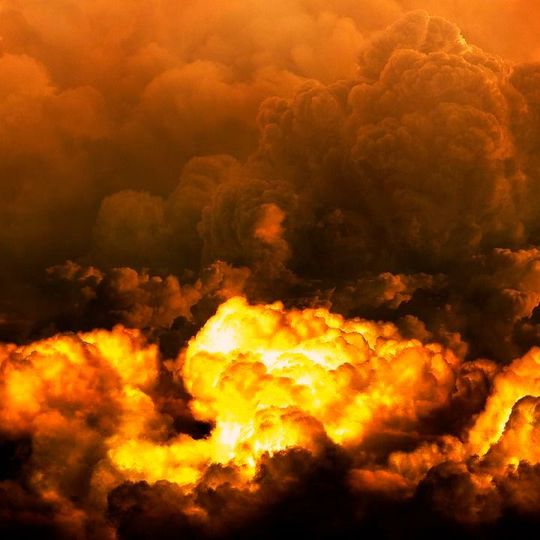 Explosion at major Venezuela refinery Explosion at major Venezuela refinery