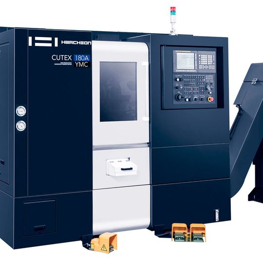 Eine besonders hohe Produktivität zeichnet die neue Kompakt-Drehmaschine Cutex-180 von Hwacheon aus. Das Y-Achsen-Modell verfügt mit ±55 mm über den größten Verfahrweg seiner Klasse und bietet damit positive Auswirkungen auf Bearbeitungsleistung und Produktivität. Eine besonders hohe Produktivität zeichnet die neue Kompakt-Drehmaschine Cutex-180 von Hwacheon aus. Das Y-Achsen-Modell verfügt mit ±55 mm über den größten Verfahrweg seiner Klasse und bietet damit positive Auswirkungen auf Bearbeitungsleistung und Produktivität.