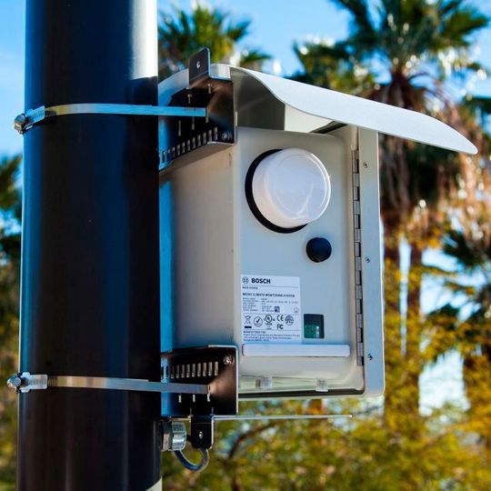 Bosch zeigt auf der CES 2018 ein System, das Klimadaten in Echtzeit analysiert. Bosch zeigt auf der CES 2018 ein System, das Klimadaten in Echtzeit analysiert.