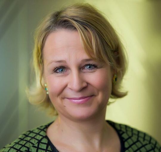 Dagmar Nies ist Group Marketing Director bei Damovo. In dieser Funktion ist sie verantwortlich für die Planung und Umsetzung der gruppenweiten Marketing Strategien. Dagmar Nies ist Group Marketing Director bei Damovo. In dieser Funktion ist sie verantwortlich für die Planung und Umsetzung der gruppenweiten Marketing Strategien.