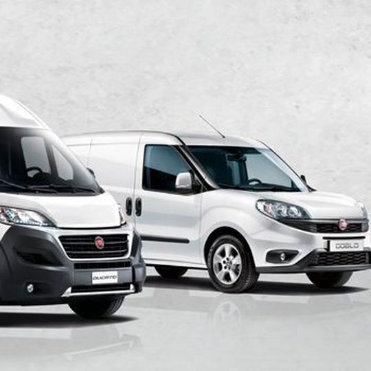 Fiat bietet Umbauvarianten der Nutzfahrzeugmodelle Ducato, Talento und Doblò Cargo für Frischdienst-Transporte an. Fiat bietet Umbauvarianten der Nutzfahrzeugmodelle Ducato, Talento und Doblò Cargo für Frischdienst-Transporte an.