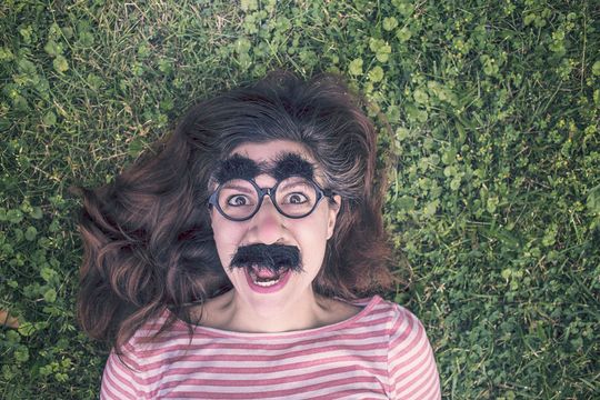 Zahlen, Daten und Fakten spielen die übergeordnete Rolle im Unternehmensalltag. Dabei sollten Emotionen hier viel öfter berücksichtigt werden. Zahlen, Daten und Fakten spielen die übergeordnete Rolle im Unternehmensalltag. Dabei sollten Emotionen hier viel öfter berücksichtigt werden.