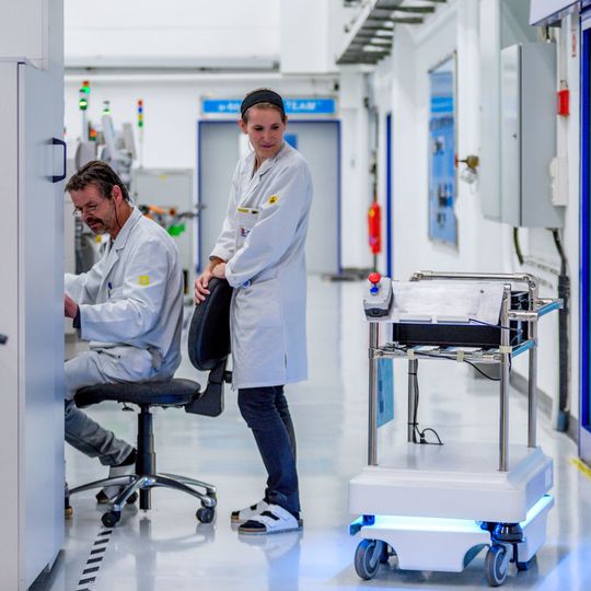 Mobile Industrial Robots (MiR) konnte im Geschäftsjahr 2017 seinen Umsatz verdreifachen. Mobile Industrial Robots (MiR) konnte im Geschäftsjahr 2017 seinen Umsatz verdreifachen.