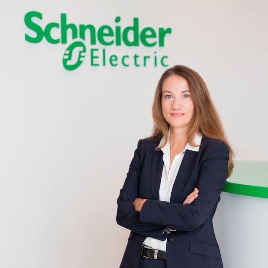 Dr. Barbara Frei übernimmt interimsweise den Geschäftsbereich Building Commercial. Dr. Barbara Frei übernimmt interimsweise den Geschäftsbereich Building Commercial.