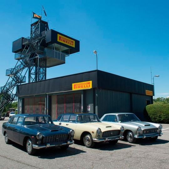 In Form seiner „Pirelli Collezione“ kümmert sich Pirelli auch um die Wünsche von Oldtimerbesitzern. In Form seiner „Pirelli Collezione“ kümmert sich Pirelli auch um die Wünsche von Oldtimerbesitzern.
