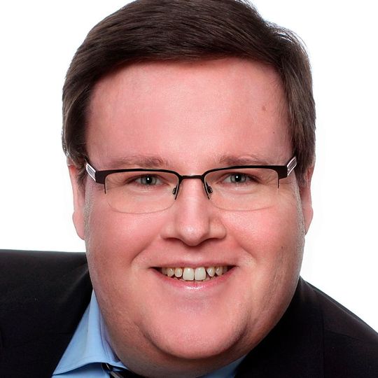 Als Global CTO soll Oliver Kleineberg den Bereich Core Networking der Industrial IT Plattform am Markt positionieren. Als Global CTO soll Oliver Kleineberg den Bereich Core Networking der Industrial IT Plattform am Markt positionieren.