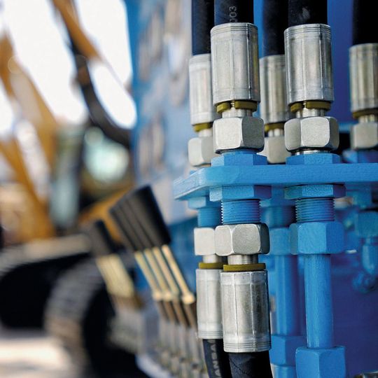 Voswinkel wurde 2014 Teil der Stauff Gruppe. Seit Anfang 2018 beziehen Kunden sämtliche Komponenten hydraulischer Leitungen, einschließlich der Voswinkel-Produkte, über die Walter Stauffenberg GmbH & Co. KG. Voswinkel wurde 2014 Teil der Stauff Gruppe. Seit Anfang 2018 beziehen Kunden sämtliche Komponenten hydraulischer Leitungen, einschließlich der Voswinkel-Produkte, über die Walter Stauffenberg GmbH & Co. KG.
