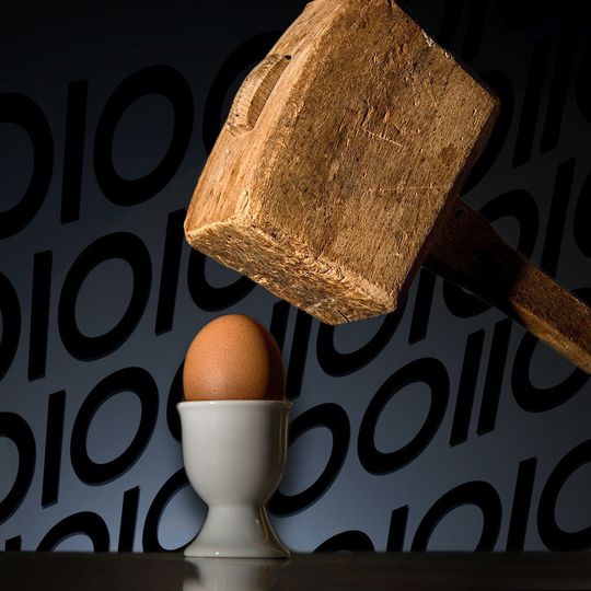 Ein Brute-Force-Angriff versucht durch wahlloses Ausprobieren von Zeichenkombinationen Passwörter oder Schlüssel herauszufinden. Ein Brute-Force-Angriff versucht durch wahlloses Ausprobieren von Zeichenkombinationen Passwörter oder Schlüssel herauszufinden.
