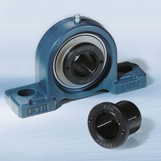 Die neue Version des Verriegelungssystems Z-Lock – Z-Lock Sleeve – soll die klassische Spannhülse bei konischen Lagereinsätzen von Gehäuselagern ersetzen. Die neue Version des Verriegelungssystems Z-Lock – Z-Lock Sleeve – soll die klassische Spannhülse bei konischen Lagereinsätzen von Gehäuselagern ersetzen.