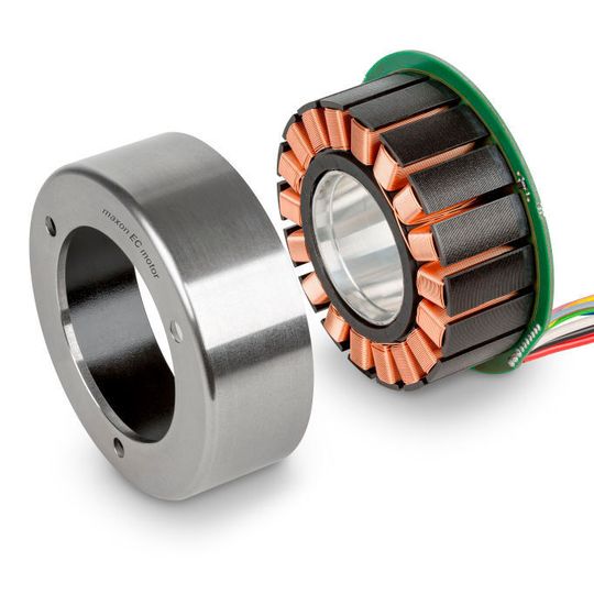Der bürstenloser Flachmotor EC 90 (90 W) in der Frameless-Ausführung: Rotor und Stator werden erst beim Zusammenbau verbunden. Der bürstenloser Flachmotor EC 90 (90 W) in der Frameless-Ausführung: Rotor und Stator werden erst beim Zusammenbau verbunden.