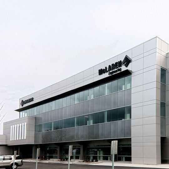 Linamar investiert rund 330 Millionen Euro in die Forschung und Entwicklung des vernetzten und autonomen Fahrens in Ontario, Kanada. Linamar investiert rund 330 Millionen Euro in die Forschung und Entwicklung des vernetzten und autonomen Fahrens in Ontario, Kanada.