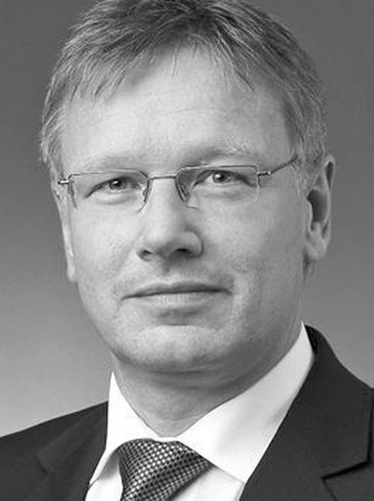 Der Autor: Bernd Röser Der Autor: Bernd Röser