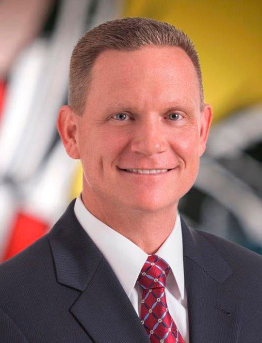 Altgedient und erfahren: Der bisherige COO und Executive Vice President Brian Crutcher wird ab 1. Juni 2018 neuer CEO des größten Herstellers für Analog-Chips. Altgedient und erfahren: Der bisherige COO und Executive Vice President Brian Crutcher wird ab 1. Juni 2018 neuer CEO des größten Herstellers für Analog-Chips.