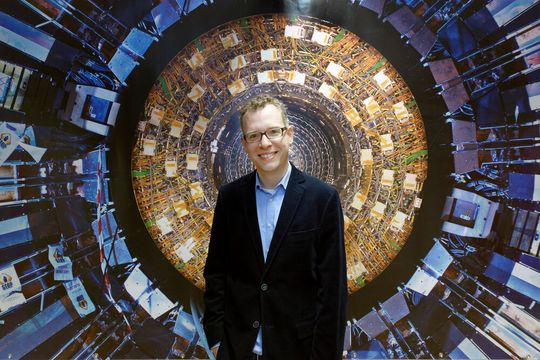 ERC-Preisträger und Physiker Alexander Schmidt erhielt eine Heisenberg-Professur an der RWTH Aachen. ERC-Preisträger und Physiker Alexander Schmidt erhielt eine Heisenberg-Professur an der RWTH Aachen.