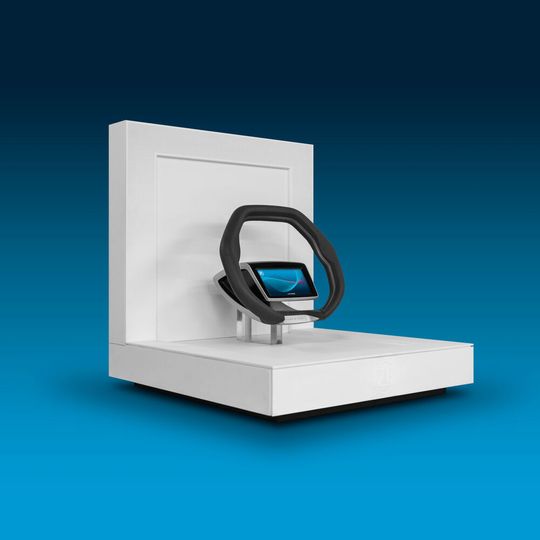 Das Lenkrad-Konzept, das ZF auf der CES 2018 in Las Vegas vorstellte, unterstützt autonome Fahrfunktionen nach Level 3 und höher. Das Lenkrad-Konzept, das ZF auf der CES 2018 in Las Vegas vorstellte, unterstützt autonome Fahrfunktionen nach Level 3 und höher.