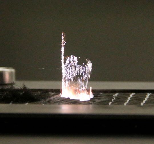 Trumpf erweitert und stärkt durch den Kauf des Laserherstellers Amphos, wie es heißt, seine Kompetenzen im Bereich der Ultrakurzpulslaser für Industrie und Wissenschaft. Trumpf übernimmt Amphos mit Wirkung zum 9. Januar 2018. Trumpf erweitert und stärkt durch den Kauf des Laserherstellers Amphos, wie es heißt, seine Kompetenzen im Bereich der Ultrakurzpulslaser für Industrie und Wissenschaft. Trumpf übernimmt Amphos mit Wirkung zum 9. Januar 2018.