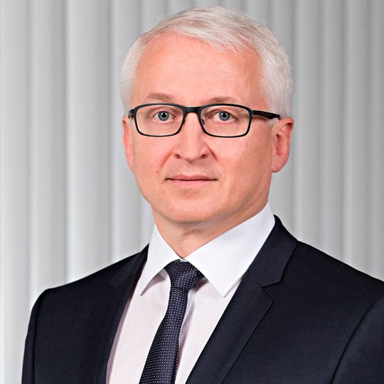Ilpo Korhonen wird Ende Februar Valmet Automotive verlassen; ein Nachfolger ist noch nicht bekannt. Ilpo Korhonen wird Ende Februar Valmet Automotive verlassen; ein Nachfolger ist noch nicht bekannt.