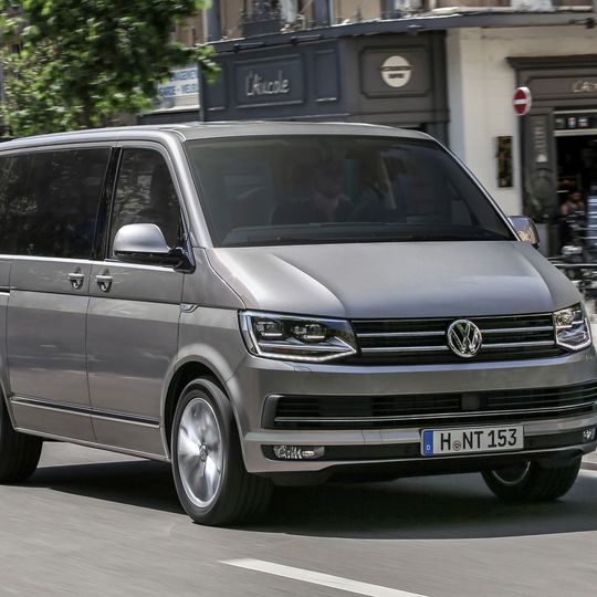 4.700 Einheiten des VW T6 müssen wegen der Gefahr leckender Kraftstoffschläuche in die Werkstätten.