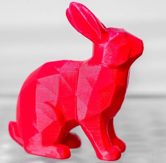 Spritzgießen oder 3D-Druck? Ein Experte der Barlog Gruppe kommentiert und beantwortet die Frage nach der richtigen Wahl des Fertigungsprozesses für Kunststoffteile. Thomas Kalenbach, Anwendungstechniker bei Barlog, weiß, wie der Hase läuft... Spritzgießen oder 3D-Druck? Ein Experte der Barlog Gruppe kommentiert und beantwortet die Frage nach der richtigen Wahl des Fertigungsprozesses für Kunststoffteile. Thomas Kalenbach, Anwendungstechniker bei Barlog, weiß, wie der Hase läuft...