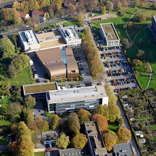 Neben Karlsruhe und Ingolstadt zählt Aachen mit seiner RWTH zu den Tech-Zentren der Zukunft. Laut der Joblift-Studie scheinen gerade technische Universitäten und Lehrangebote in Entrepreneurship die Ansiedlung von Tech-Unternehmen zu begünstigen. Neben Karlsruhe und Ingolstadt zählt Aachen mit seiner RWTH zu den Tech-Zentren der Zukunft. Laut der Joblift-Studie scheinen gerade technische Universitäten und Lehrangebote in Entrepreneurship die Ansiedlung von Tech-Unternehmen zu begünstigen.
