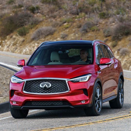 Infiniti bringt ab dem Frühjahr 2019 wieder ein Mittelklasse-SUV auf den europäischen Markt. Infiniti bringt ab dem Frühjahr 2019 wieder ein Mittelklasse-SUV auf den europäischen Markt.