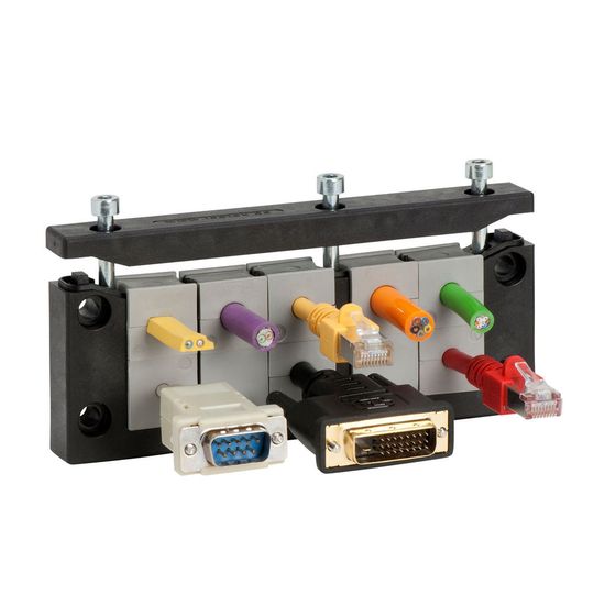 Die Leisten eignen sich zur Kabeleinführung für Leitungen mit und ohne Stecker. Die Leisten eignen sich zur Kabeleinführung für Leitungen mit und ohne Stecker.