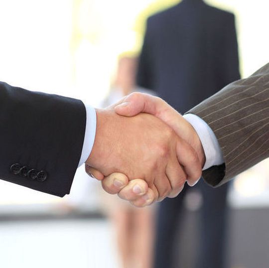 Topsoe invests mainly technology and knowhow in return for a 60 % ownership share of the company. Topsoe invests mainly technology and knowhow in return for a 60 % ownership share of the company.