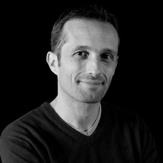 Patrick Pérez ist der wissenschaftliche Leiter des neugeschaffenen Forschungszentrums für künstliche Intelligenz und Deep Learning für Automobilanwendungen. Patrick Pérez ist der wissenschaftliche Leiter des neugeschaffenen Forschungszentrums für künstliche Intelligenz und Deep Learning für Automobilanwendungen.