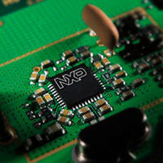 NXP und acht weitere Partner unterzeichnen eine Charta für Cybersicherheit. NXP und acht weitere Partner unterzeichnen eine Charta für Cybersicherheit.