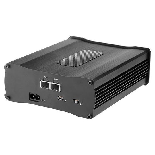 Die beiden Thunderbolt-3-Lösungen von Areca bieten Übertragungsgeschwindigkeiten von bis zu 40 Gbit/s. Die beiden Thunderbolt-3-Lösungen von Areca bieten Übertragungsgeschwindigkeiten von bis zu 40 Gbit/s.