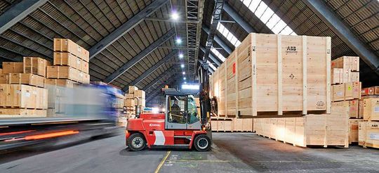 L’évolution des taux de change et des prix est encourageante. L’affermissement de l’euro, s’il se confirme sur la durée, et l’inflation, devraient renforcer la compétitivité des PME suisses.