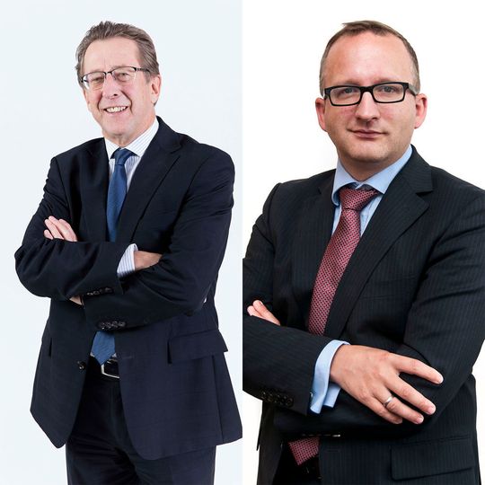 Nach fast 40 Jahren im Volkswagen-Konzern geht Michael Scholtyssek (li.) Ende Februar in den Ruhestand. Sein Nachfolger als Sprecher der Geschäftsführung der Volkswagen OTLG wird Klaus Bodensteiner (re.). Nach fast 40 Jahren im Volkswagen-Konzern geht Michael Scholtyssek (li.) Ende Februar in den Ruhestand. Sein Nachfolger als Sprecher der Geschäftsführung der Volkswagen OTLG wird Klaus Bodensteiner (re.).