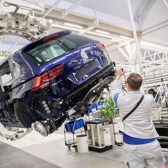 Auch die Produktion des Tiguan muss VW teilweise aussetzen. Auch die Produktion des Tiguan muss VW teilweise aussetzen.