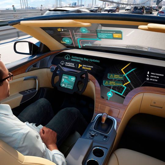 Die Here HD Live Map soll mit ihren Echtzeitdaten das automatisierte Fahren ermöglichen. Deshalb integriert auch Daimler das Angebot in seine künftigen Modelle. Die Here HD Live Map soll mit ihren Echtzeitdaten das automatisierte Fahren ermöglichen. Deshalb integriert auch Daimler das Angebot in seine künftigen Modelle.