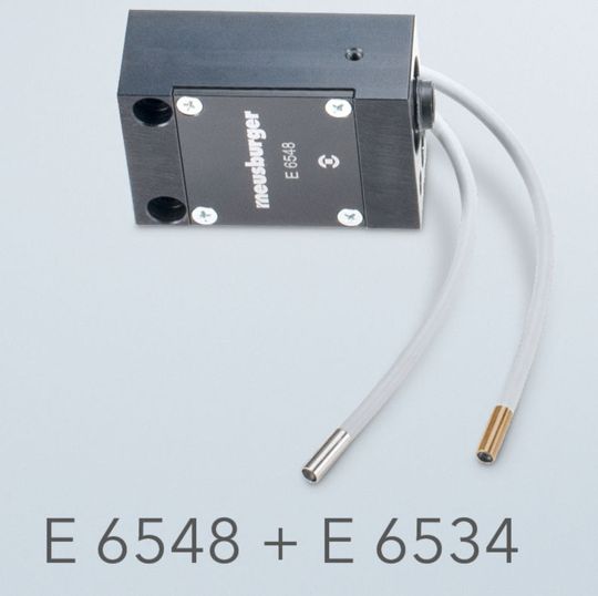 Die geteilte Lichtschranke E 6534 bietet Meusburger zur Vorschub- und Positionskontrolle an Die geteilte Lichtschranke E 6534 bietet Meusburger zur Vorschub- und Positionskontrolle an
