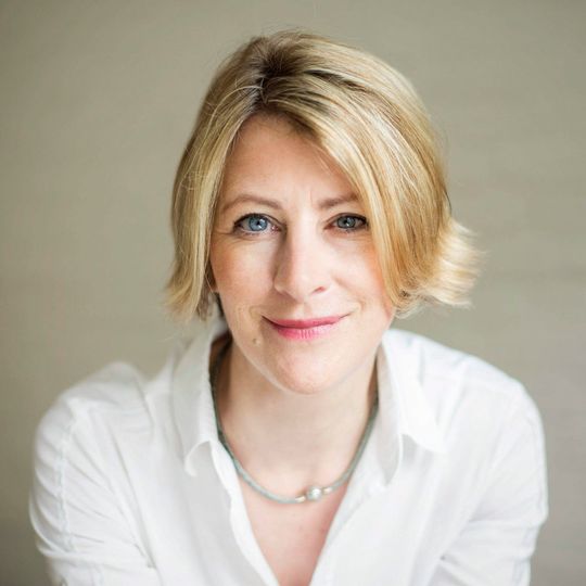 Helga Schiermeier ist ab sofort Directors Business Operations bei Canon. Helga Schiermeier ist ab sofort Directors Business Operations bei Canon.