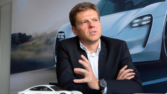 Stefan Weckbach, 41, ist seit November 2014 Leiter der Baureihe BEV.