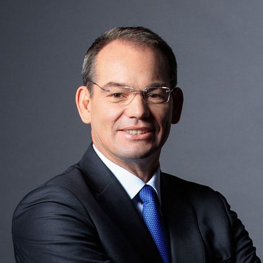 Dr. Christian Vollmer, 48, ist ab dem 1. Juli 2018 als neues Vorstandsmitglied für die Bereiche Produktion und Logistik bei Seat verantwortlich. Dr. Christian Vollmer, 48, ist ab dem 1. Juli 2018 als neues Vorstandsmitglied für die Bereiche Produktion und Logistik bei Seat verantwortlich.