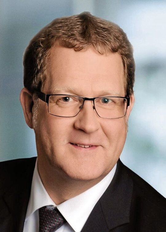 Ulrich Kaufmann, Projektleiter des Biotest-Projektes: „Die Qualitätsanforderungen von Bauprojekten in der Pharmabranche sind besonders hoch. Meistens sind es Super-Fast-Track-Projekte, was eine große Herausforderung für die Abstimmungs- und Koordinationsprozesse ist.“