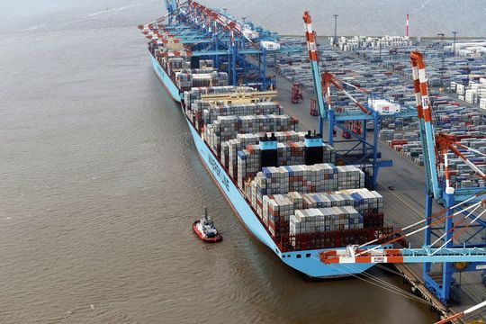 Dachser est le partenaire de confiance pour les grands événements sportifs qui eux aussi nécéssitent d'importants moyens logistiques. Dachser est le partenaire de confiance pour les grands événements sportifs qui eux aussi nécéssitent d'importants moyens logistiques.