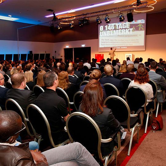Der diesjährige Business-Intelligence-Kongress beschäftigt sich unter anderen mit Themen aus den Bereichen Big Data, Marketing Automation und Künstliche Intelligenz. Der diesjährige Business-Intelligence-Kongress beschäftigt sich unter anderen mit Themen aus den Bereichen Big Data, Marketing Automation und Künstliche Intelligenz.