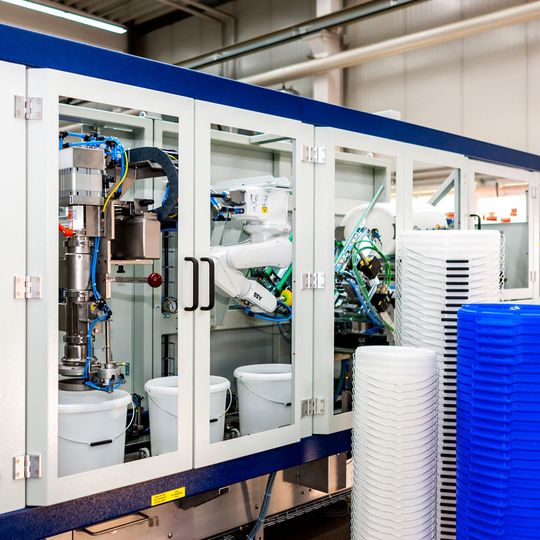 Integra 408 – automatischer Gebindewechsel Integra 408 – automatischer Gebindewechsel