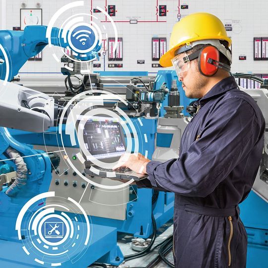 Um vorhersehen zu können, wann der beste Zeitpunkt ist, Maschinenkomponenten zu warten und auszutauschen, müssen Instandhalter auf eine Vielfalt von Informationen Zugriff haben. Das sollen Insight Engines möglich machen. Um vorhersehen zu können, wann der beste Zeitpunkt ist, Maschinenkomponenten zu warten und auszutauschen, müssen Instandhalter auf eine Vielfalt von Informationen Zugriff haben. Das sollen Insight Engines möglich machen.