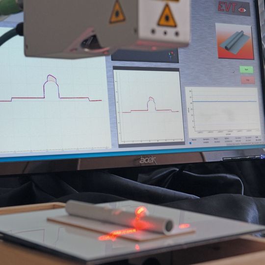 3D profile scanner for angles. 3D profile scanner for angles.