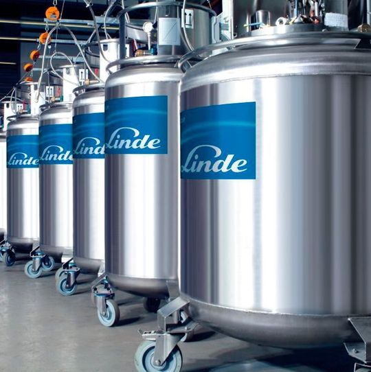 Helium ist eines der wichtigsten Edelgase, das in einer Vielzahl von industriellen Anwendungen eingesetzt wird. Linde wird das Gas jetzt in großen Mengen aus einer Produktionsstätte in Svobodny beziehen. Helium ist eines der wichtigsten Edelgase, das in einer Vielzahl von industriellen Anwendungen eingesetzt wird. Linde wird das Gas jetzt in großen Mengen aus einer Produktionsstätte in Svobodny beziehen.