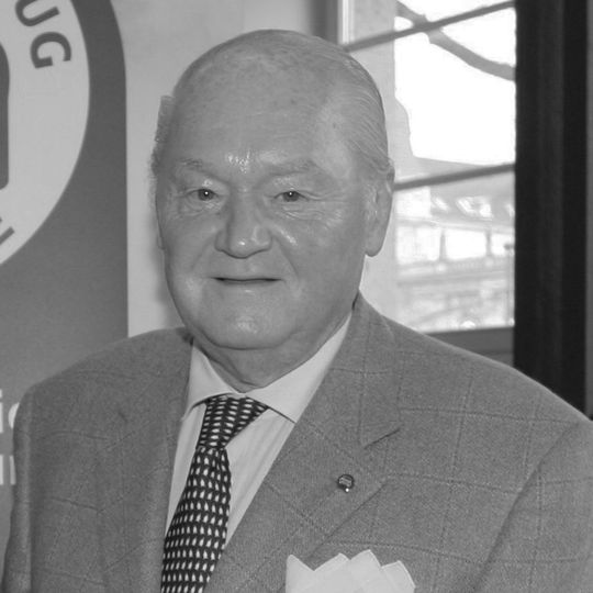 Dieter Berens engagierte sich ein Leben lang für die Ausbildung. Dieter Berens engagierte sich ein Leben lang für die Ausbildung.